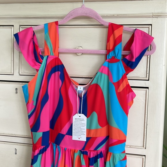 Boutique Brand maxi dress with shoulder detail. Size Small - Picture 2 of 6